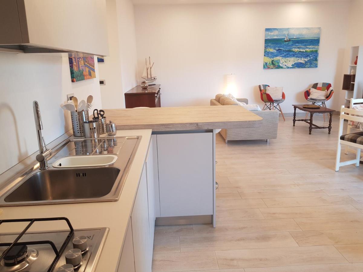La Perla Di Puntabella Apartment